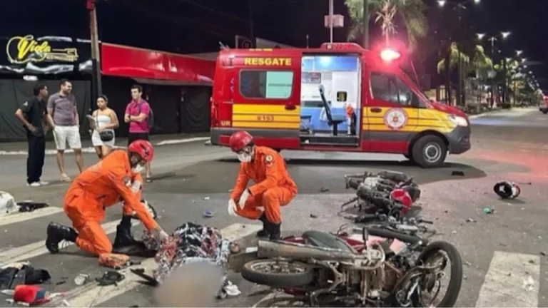 Acidente envolvendo duas motos deixa adolescente morto e outros dois feridos