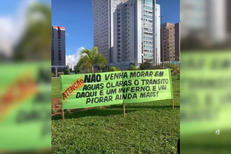 Moradores de Águas Claras instalam faixa com “desconvite” a turistas