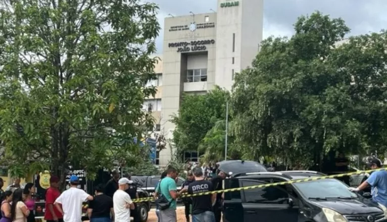 Médico é encontrado morto dentro de carro em estacionamento de hospital em Manaus