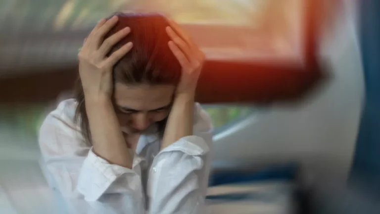 VPPB: a vertigem que gera assustadora sensação de estar em montanha-russa sem sair do lugar