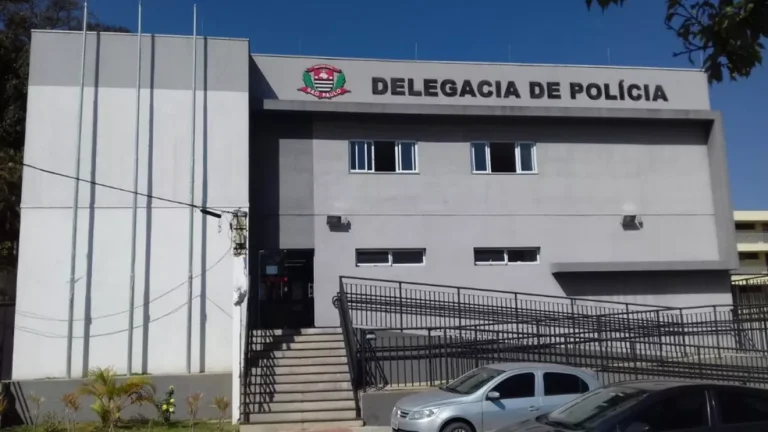 Corpo de homem é encontrado boiando em lago de Piedade