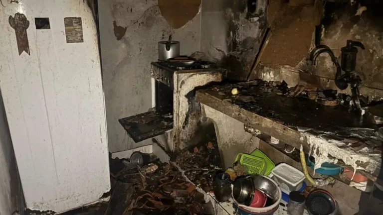 Vazamento de gás de cozinha causa incêndio e homem fica ferido em residência em Teresina