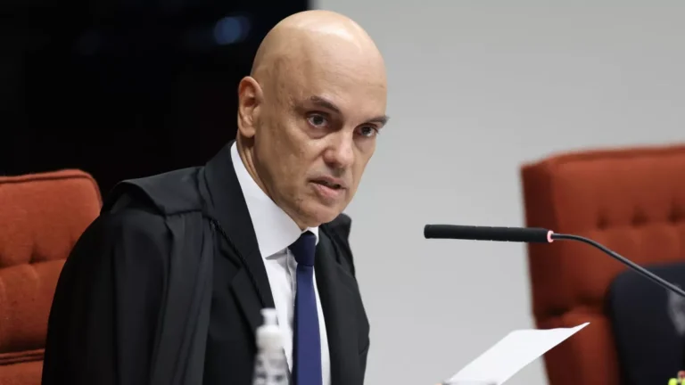 Moraes nega pedido de Bolsonaro e mantém audiências para segunda (19)