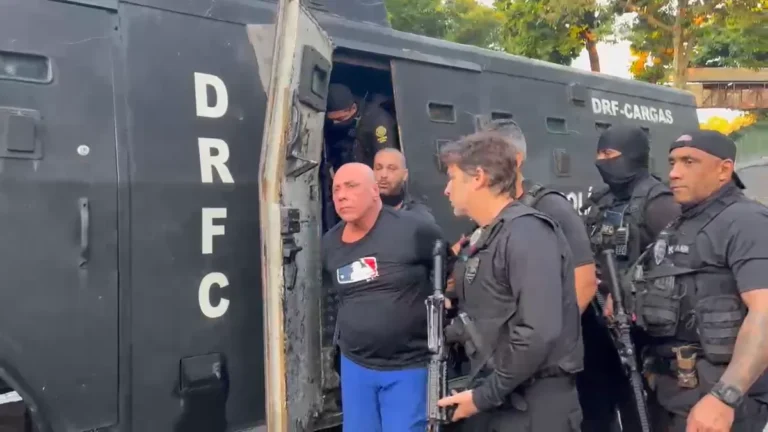 Neta de Celsinho da Vila Vintém denuncia agressão da polícia durante prisão