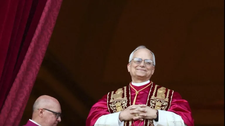 Análise: Leão XIV é mais conservador que Francisco sobre questões morais