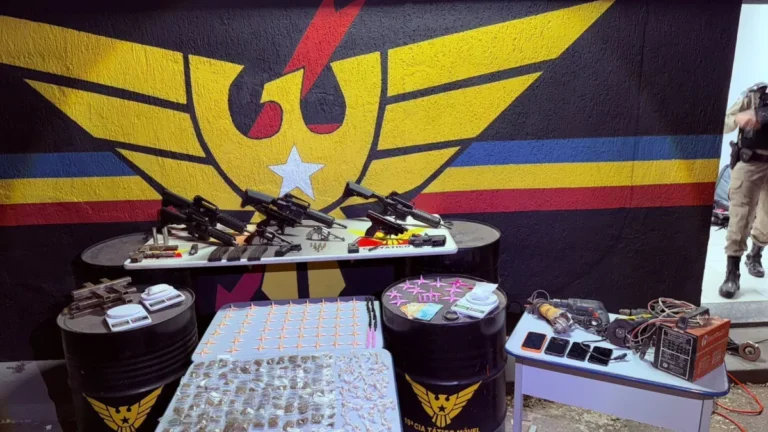 Polícia Militar descobre fábrica clandestina de armas em Belo Horizonte