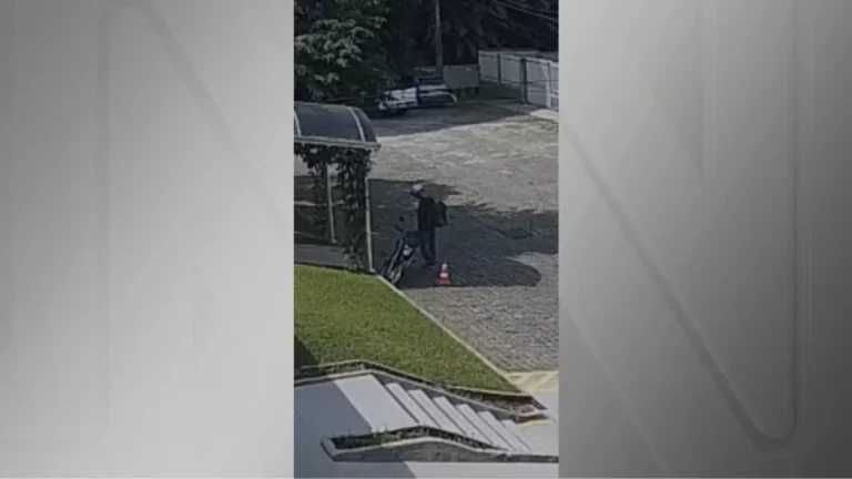 Golpe aniversário: falso entregador usava data para roubar clientes