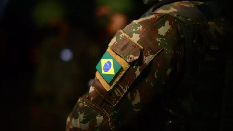 Militares: contenção de gastos poderá levar Forças a “modo sobrevivência”