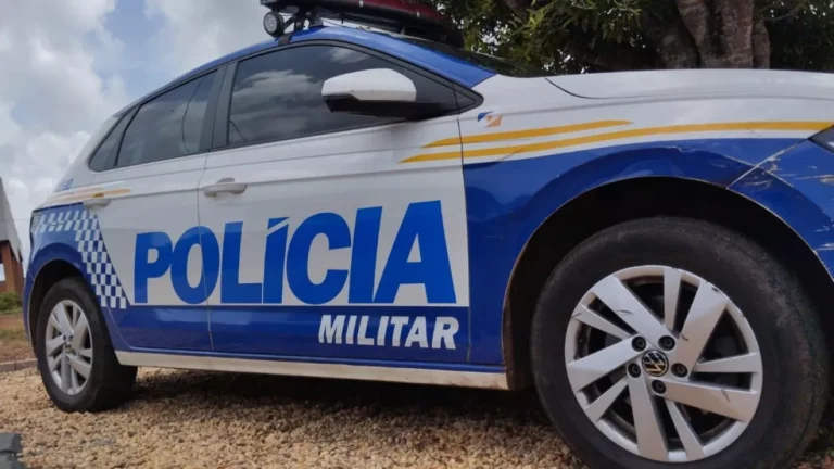 Motociclista morre após ser atropelado por carro em rodovia; motorista fugiu, diz polícia