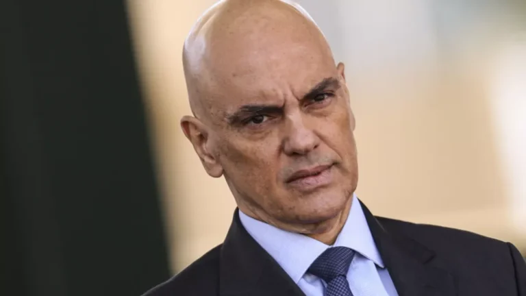 Vídeo: “É rainha da Inglaterra?”, Moraes ironiza testemunha de Torres