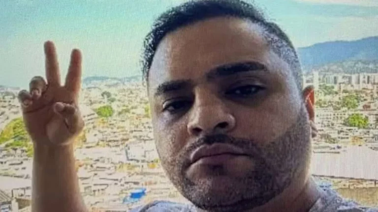 ‘Professor’ era líder do tráfico em comunidade, estava foragido há 7 anos e controlava contra de fuzis
