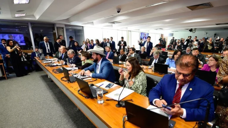Governo quer rever marco temporal de CPMI e estima maioria por dois votos