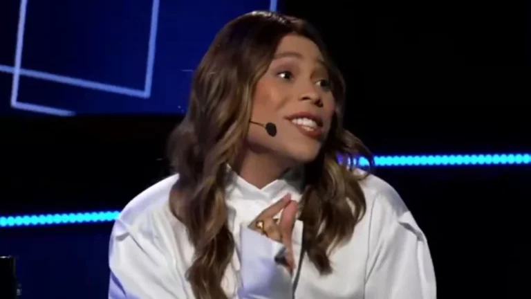 Blogueirinha debocha de briga com Paola Carosella em entrevista