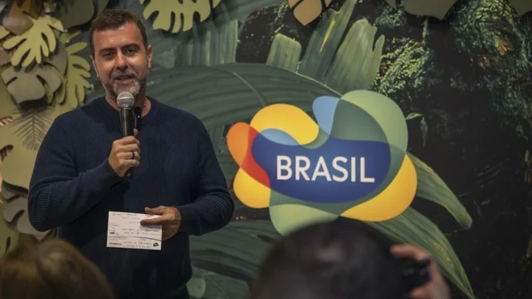 PT quer Marcelo Freixo no comando do Ministério do Turismo