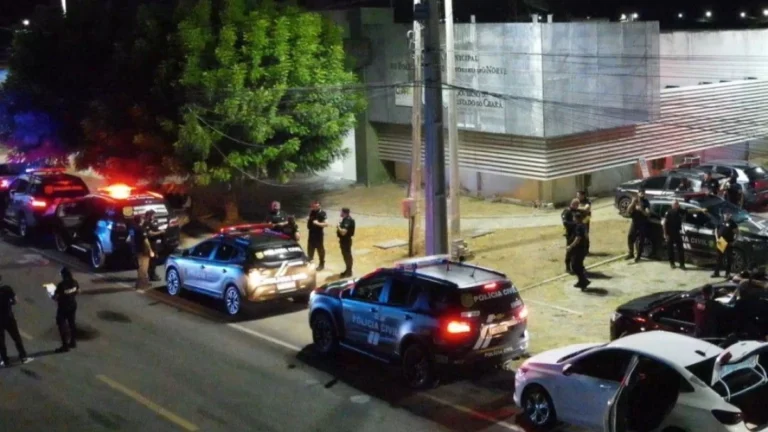 Polícia prende 12 suspeitos de integrarem facções em operação no Ceará