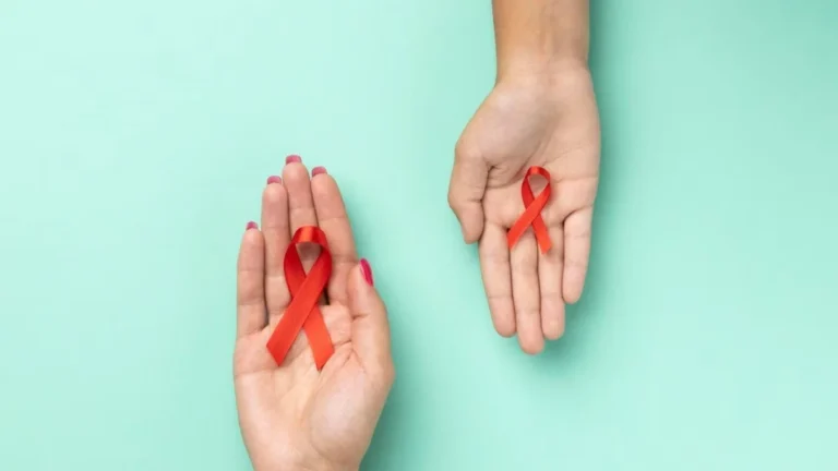 Mais de 600 pessoas que vivem com HIV têm nomes divulgados por prefeitura