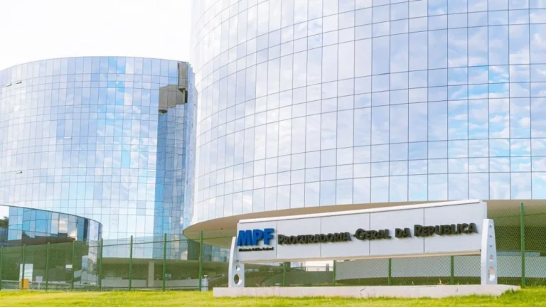 PGR pede condenação de Mario Fernandes, Filipe Martins e outros do núcleo 2