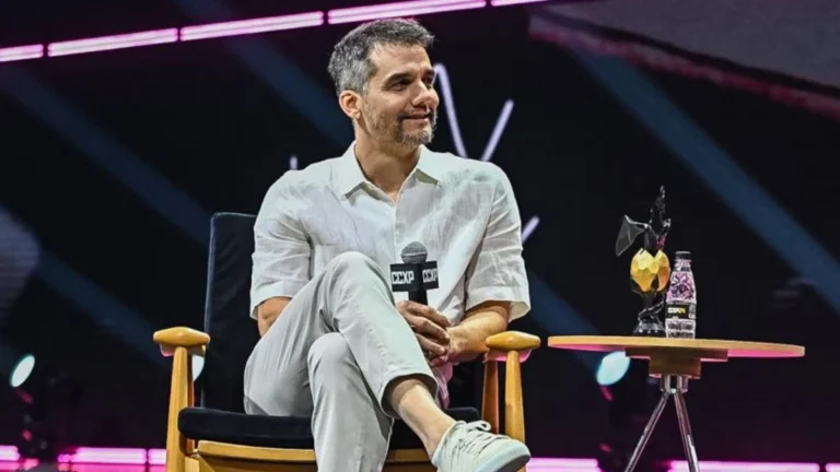 Wagner Moura faz primeiro espetáculo em 16 anos, peça estreia em Salvador