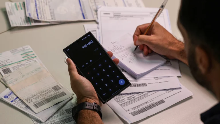 Quaest: 79% dizem ser a favor da isenção do IR para quem ganha até R$ 5 mil