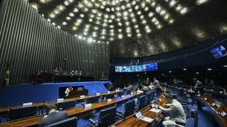Governistas avaliam “ressuscitar” MP 1303 em projeto do IR no Senado