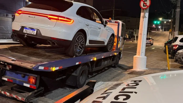 Em Porsche, motorista embriagado foge da PM e acaba detido em SP