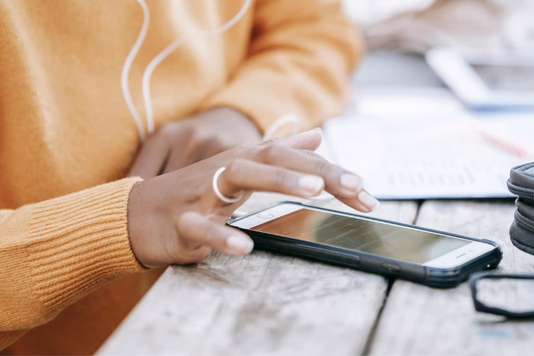 Governo estende política de classificação indicativa para apps
