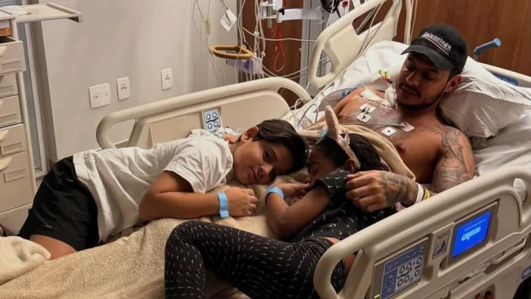 Após internação, rapper Hungria deixa hospital neste domingo (5)