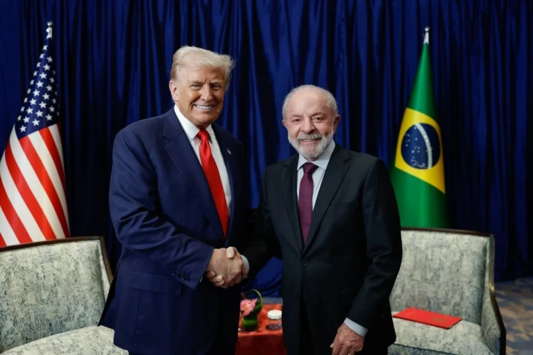 Real Time: 42% dizem que Lula reverteu relação com Trump-EUA após encontro