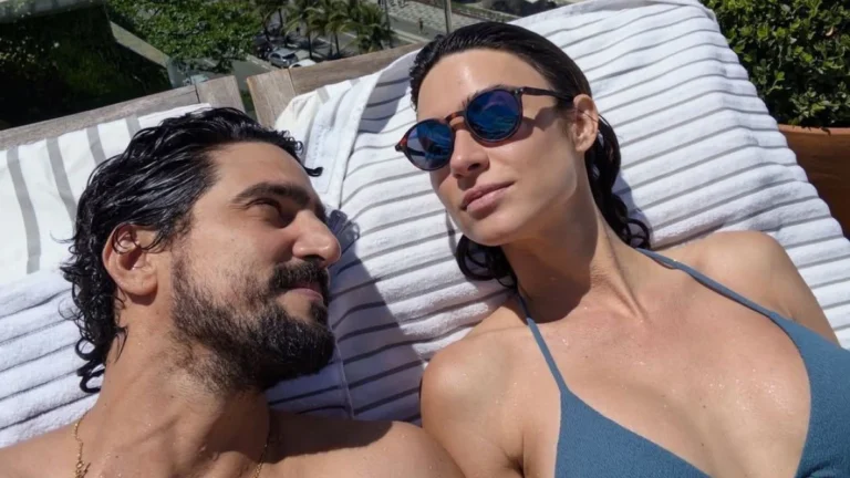 Renato Góes celebra 6 anos de casado com Thaila Ayala