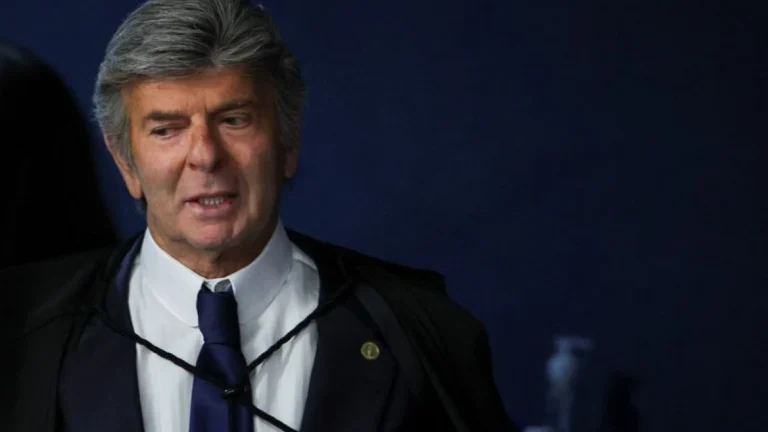 Fux é citado seis vezes em recurso de Bolsonaro contra condenação