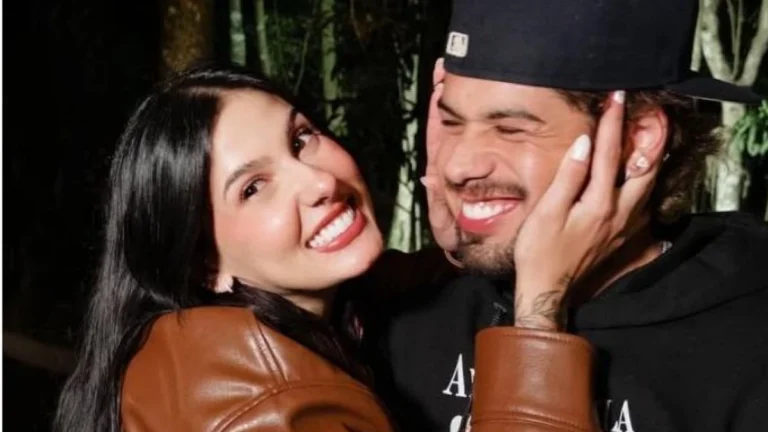 Ana Castela e Zé Felipe mostram chamada de vídeo apaixonados