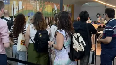 COP30: Funcionários esperam para retirar pertences de estandes