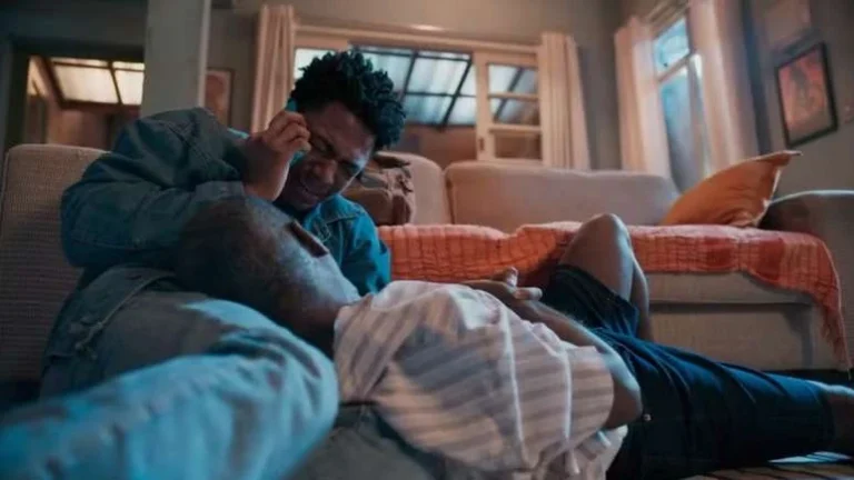 Três Graças: Júnior enfrenta a perda do pai com Kellen e Albérico ao seu lado