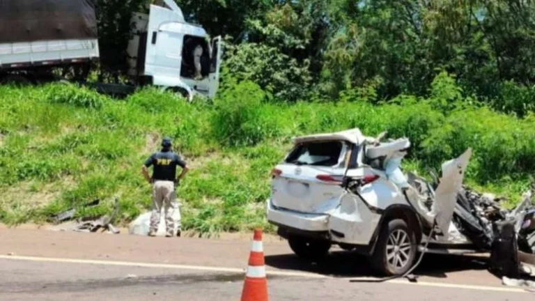 Empresária de 35 anos morre e marido tem braço amputado após grave acidente