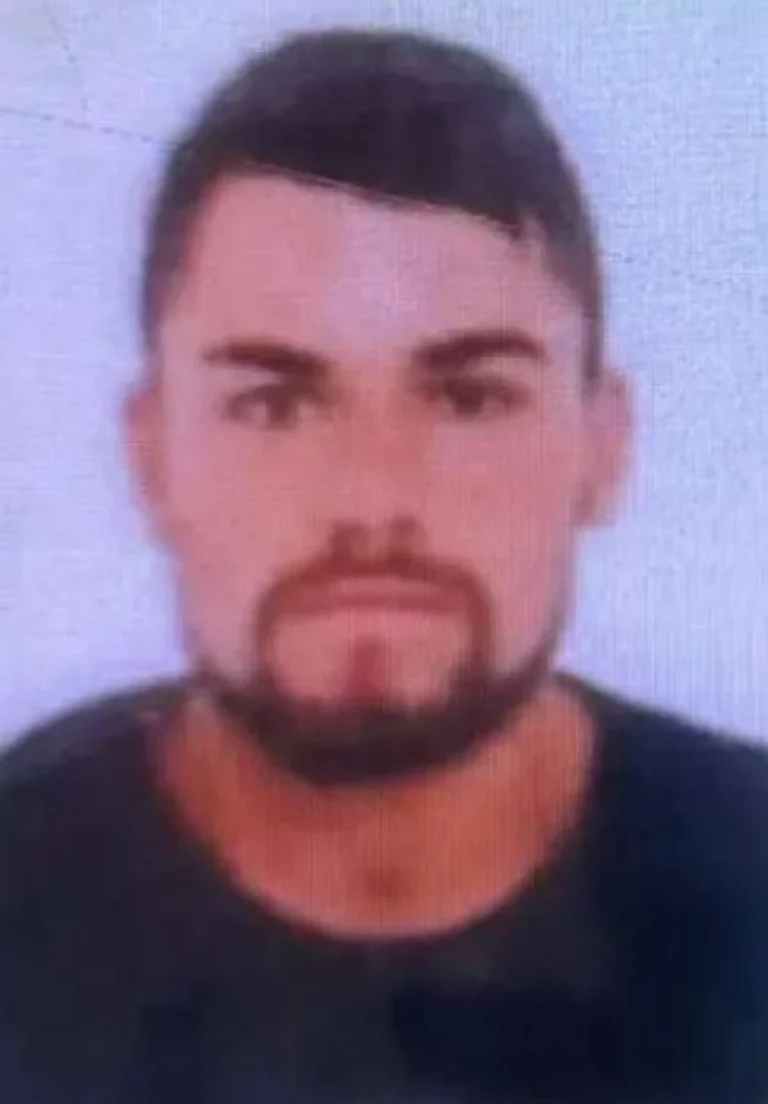 Homem é assassinado a tiros dentro de igreja no RS