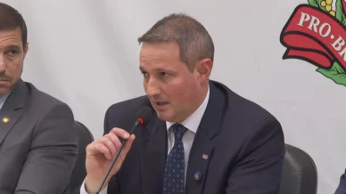 Governo comemora mudança, mas ainda vê problemas em novo texto de Derrite