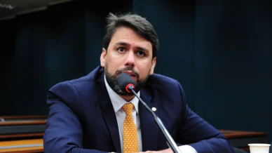 É hora de votar Marco Legal contra o Crime, diz deputado Pedro Lucas à CNN