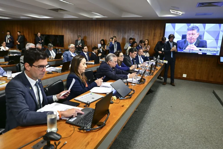 CPMI deve ouvir empresário e ex-coordenador do INSS alvos de investigações