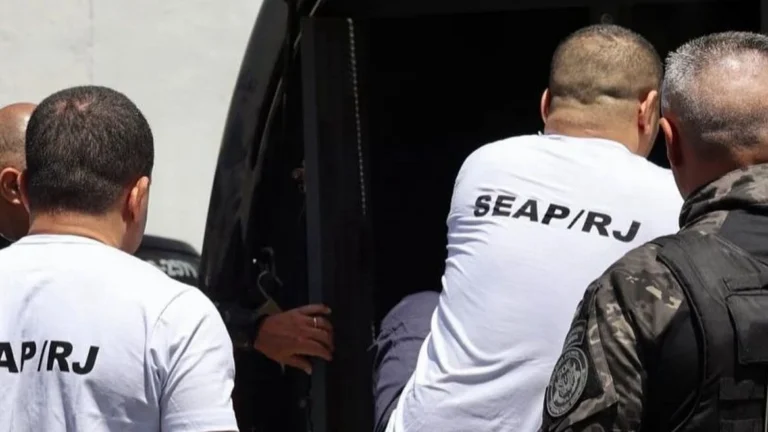 “Cabeça de Sabão”, “Irmão Metralha”: quem são os chefes do CV transferidos