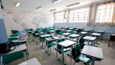 Justiça ordena que escola reintegre aluno expulso em SC; o que diz a lei?