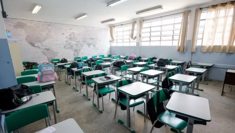 Justiça ordena que escola reintegre aluno expulso em SC; o que diz a lei?