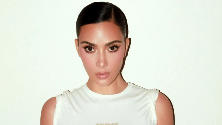 Nova série de Ryan Murphy com Kim Kardashian recebe críticas devastadoras