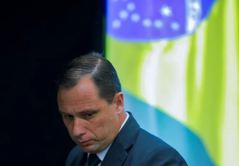 STF conclui audiência e Mauro Cid tem tornozeleira retirada