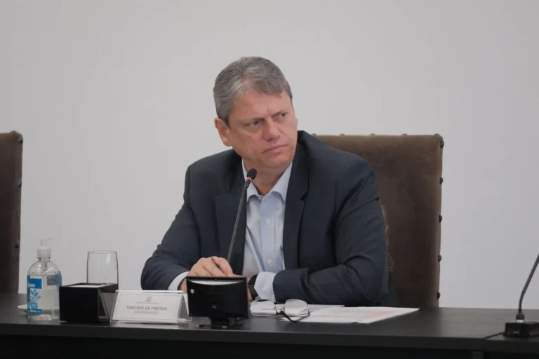 Tarcísio diz que PL da dosimetria é o avanço possível no momento