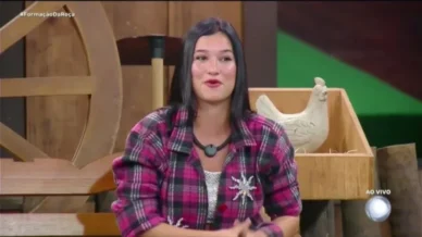 A Fazenda 17: Fabiano humilha Duda ao vivo: Passar o rodo