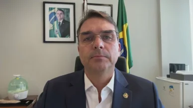 Flávio diz que seu plano econômico é retomar gestão Bolsonaro