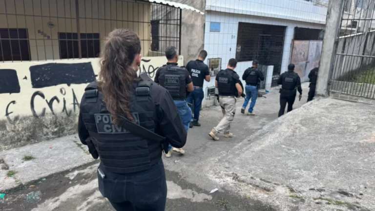 Suspeito morre e outro é preso por morte de técnicos de internet na Bahia