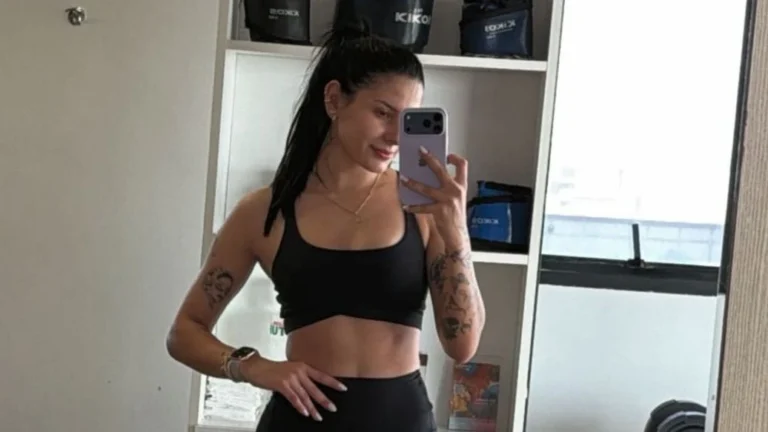 Ana Castela mostra músculos e brinca “Achei que ia explodir”; veja foto