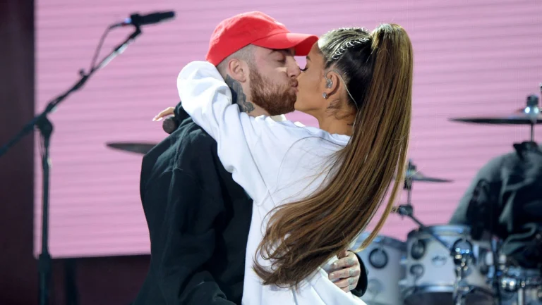 Ariana Grande​ faz relato comovente sobre falecido ex-namorado Mac Miller