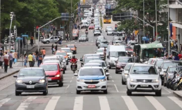 Com IPVA 45% mais barato, emplacamentos disparam em estado brasileiro